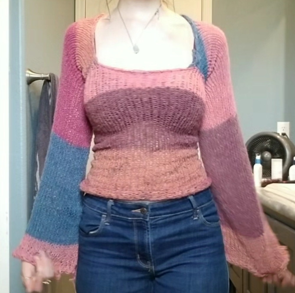 knitted long sleeved top